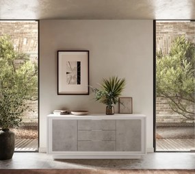 SKY 2.0 komód 2 ajtóval és 3 fiókkal, fehér matt lakkozott vázzal és betonhatású laminált előlapokkal