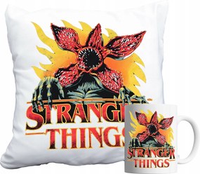 Bögre És Párna Szett Stranger Things Demogorgon Hellfire Név