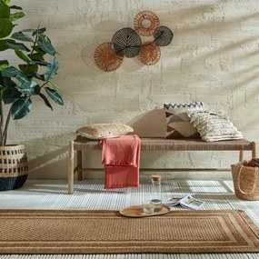 Natúr színű kültéri futószőnyeg 80x230 cm Layla Border – Flair Rugs