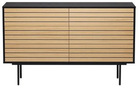 Fekete-natúr színű alacsony komód tölgyfa dekorral 140x84 cm Stripe – Woodman
