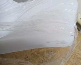 AKCIÓ Fehér BALI MARK szék bükk lábakkal II. osztály
