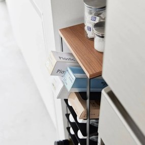 Fekete fém bortartó polcos állvány, palackok száma 16 20x88,5x19 cm Tower – YAMAZAKI