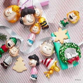 PEANUTS üveg karácsonyfadísz, Snoopy koszorúban, 11  cm