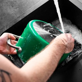 Indukciós tűzhelyhez alkalmas edény fedővel-kerámia felülettel 5,5 l Meda 3.0 – FABINI