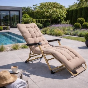 Összecsukható kerti, strandfotel párnával és fejtámlával - arany színű kivitelben