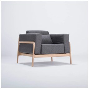 Fawn tölgyfa fotel sötétszürke szövet ülőrésszel - Gazzda