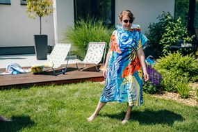 Strandkészlet SUMMER FRESH – Fürdőlepedő 100×180 cm és poncsó 80×145 cm, színes