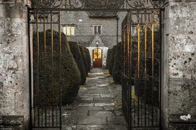 Poszter 30x20cm Egy régi házikó homlokzata Siddingtonban, Assaf Frank