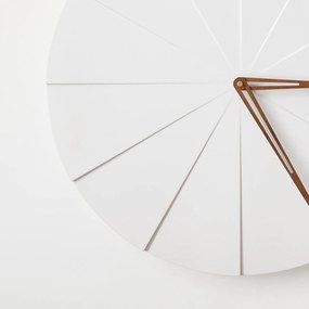 ODLITO Beton falióra Torta – fehér – 50 cm – barna mutatók