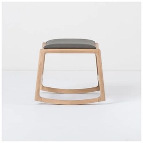 Dedo tömör tölgyfa szerkezetű zsámoly szürke bivalybőr ülőkével - Gazzda