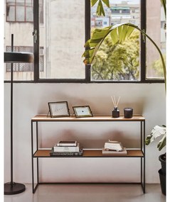 Fehér-natúr színű konzolasztal tölgyfa dekorral 30x120 cm Yoana – Kave Home