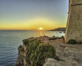 Poszter 50x40cm Ghajn Tuffieha Tower és Golden Bay, Assaf Frank