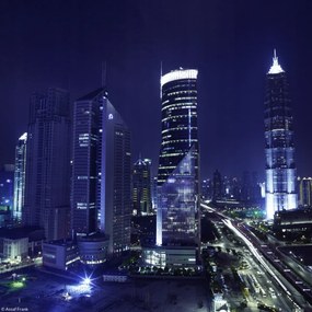 Poszter 20x20cm Kilátás az éjszakai felhőkarcolókra, Assaf Frank