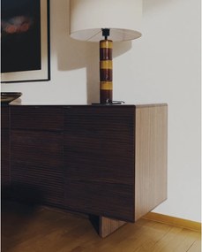 Sötétbarna komód diófa dekorral 194,5x78x45 cm Norlen – Kave Home