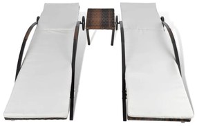 Barna polyrattan napozóágyak asztallal