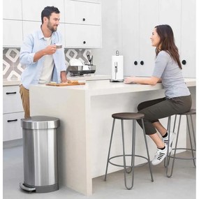 Rozsdamentes acél pedálos szemetes 45 l - simplehuman