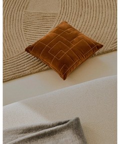 Bársony párnahuzat 45x45 cm Prila – Kave Home