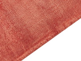 Narancssárga rövid szálú szőnyeg 160 x 230 cm GESI II  Beliani