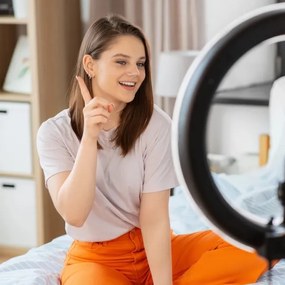 LED Dimmelhető lámpa állvánnyal és tartóval a vlogozáshoz LED/15W/5V 2700-6500K