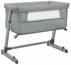 vidaXL világosszürke vászonszövet babaágy matraccal