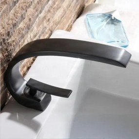 Álló fürdőszobai csaptelep EYN KA72932 LED-világítással, többféle színváltozatban — Króm