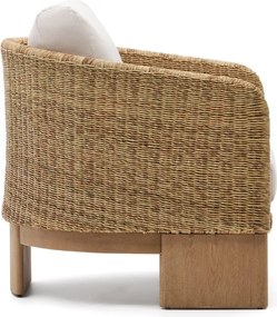 Bézs-natúr színű tömörfa-műrattan kerti fotel Xoriguer – Kave Home