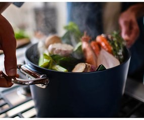 Indukciós tűzhelyhez alkalmas edény fedővel, kerámia felülettel Space – Joseph Joseph