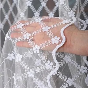 Fényes hímzett függöny étkező nappaliba szalaggal 400 cm x 240