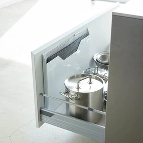 Öntapadós fém tányéralátét tartó Tower – YAMAZAKI