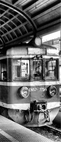 Fotótapéta EN57 vonat peron fekete-fehér retro textúra 91x211 +ragasztó