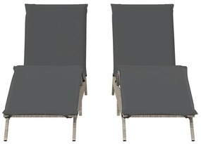 2 db világosszürke polyrattan napozóágy párnával