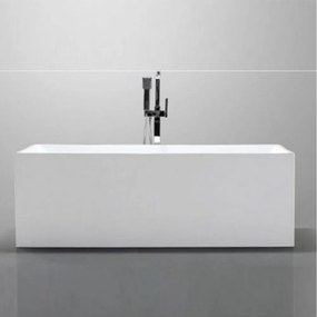 Flavia térben álló egyenes kád