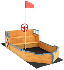 Kalózhajó formájú homokozó