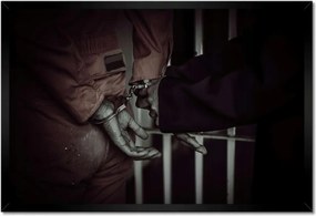 Poszter keretben 60x40 Bandita fogoly rendőrség