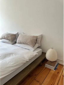 Barna borovi fenyő franciaágy ágyráccsal 140x200 cm Japan – Karup Design