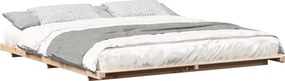 vidaXL Földi ágykeret Barna 200 x 200 cm Tömör fenyőfa