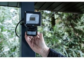 Brennenstuhl kültéri LED reflektor szenzorral LED/10W/230V 6500K IP65
