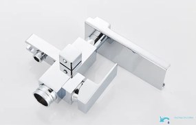 Szabadon álló SB1720 kádcsaptelep vízeséskifolyóval és LED-világítással, többféle színben — Króm