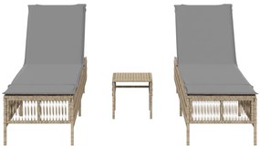 2 db bézs polyrattan napozóágy asztallal