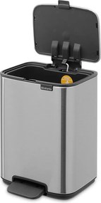 Matt ezüstszínű acél pedálos szemetes 4 l Bo – Brabantia