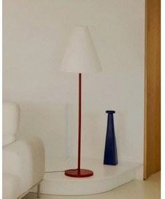 Terrakotta színű állólámpa textil búrával (magasság 153 cm) Navat – Kave Home