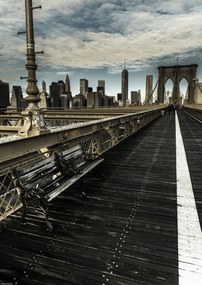 Poszter 29,7x42cm Üres pad a gyalogátkelőhelyen a Brooklyn hídon