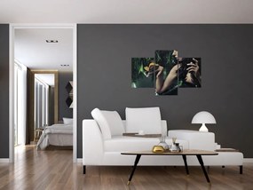 Egy bájos nő képe pillangóval (90x60 cm)