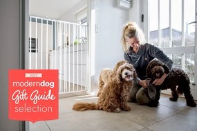 DogSpace Charlie extra magas  kutyarács 62-107cm, csavarozható, fehér fém