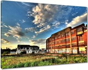 Vászonkép 100x70 Felhők az épületek felett