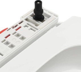 Fehér gyorsan szerelhető WC-ülőke lassan csukódó fedéllel