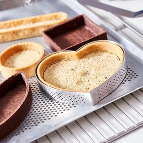 De Buyer 3099.51 perforált tortakeret Szív 12 cm,rozsdamentes acél, 12 cm