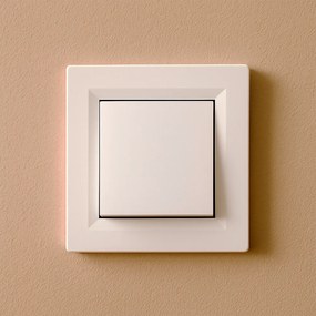 Nova egy áramkörös egypólusú kapcsoló 10A 250V 101 fehér kerettel