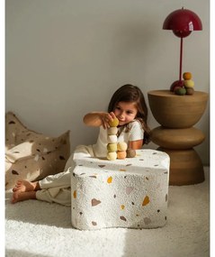 Fehér buklé-zsenília gyerek puff Terrazzo Cloud – Wigiwama