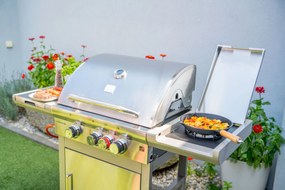 CALIFORNIA BBQ gázgrill, 4 égővel, nyomáscsökkentő szeleppel, ezüst Penta CZ
